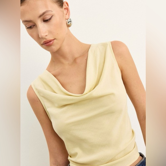 Tie-Back Bow Tank Top - Picture 4 of 7